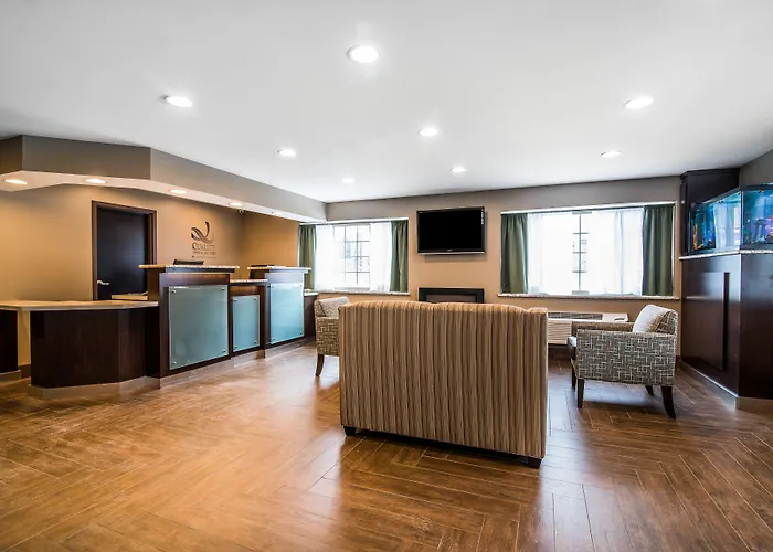 Clarion Pointe Syracuse Downtown